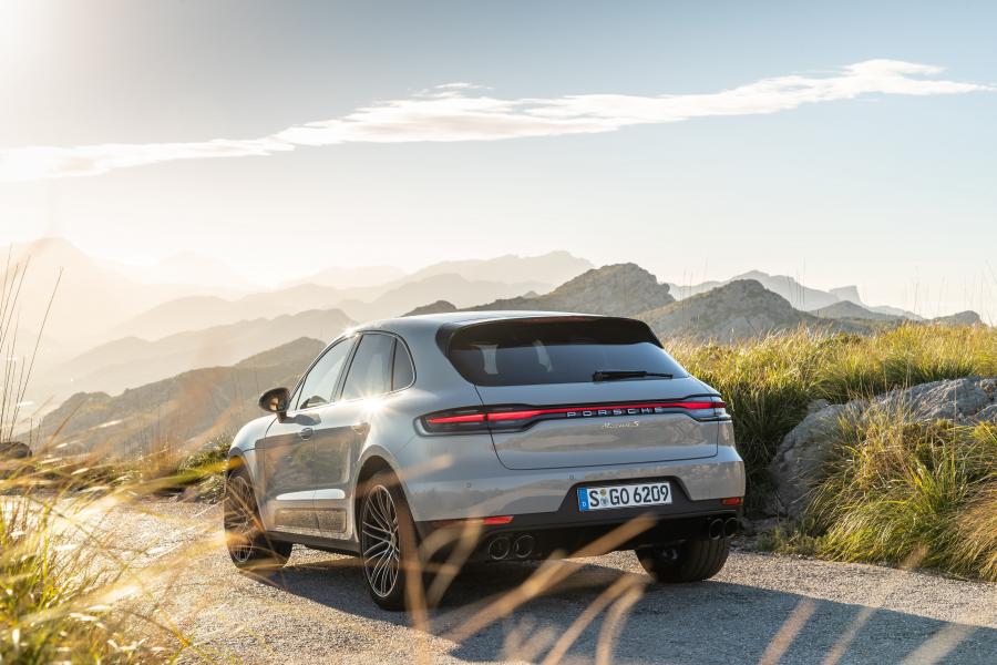  Porsche Macan S (95B) 2018 года  (WW) (фото 40 из 235)
